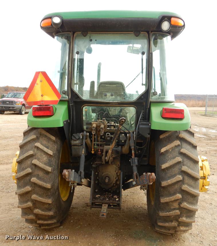 image for item EW9604 2002 John Deere 5520 tractor