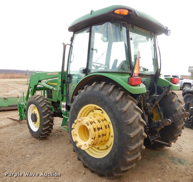 image for item EW9604 2002 John Deere 5520 tractor