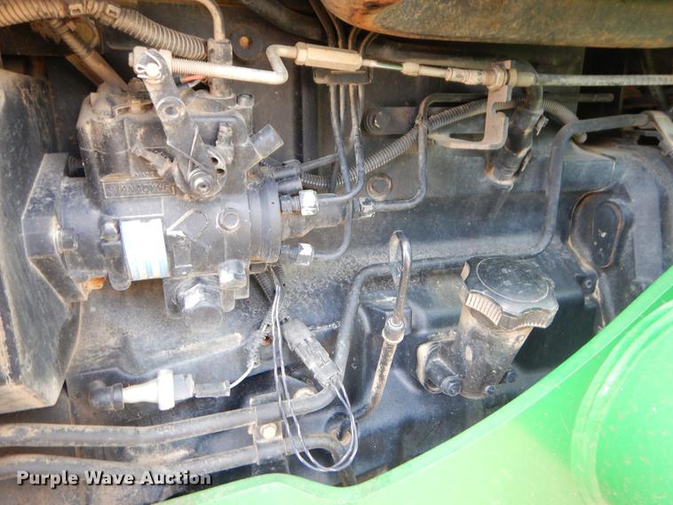 image for item EW9604 2002 John Deere 5520 tractor