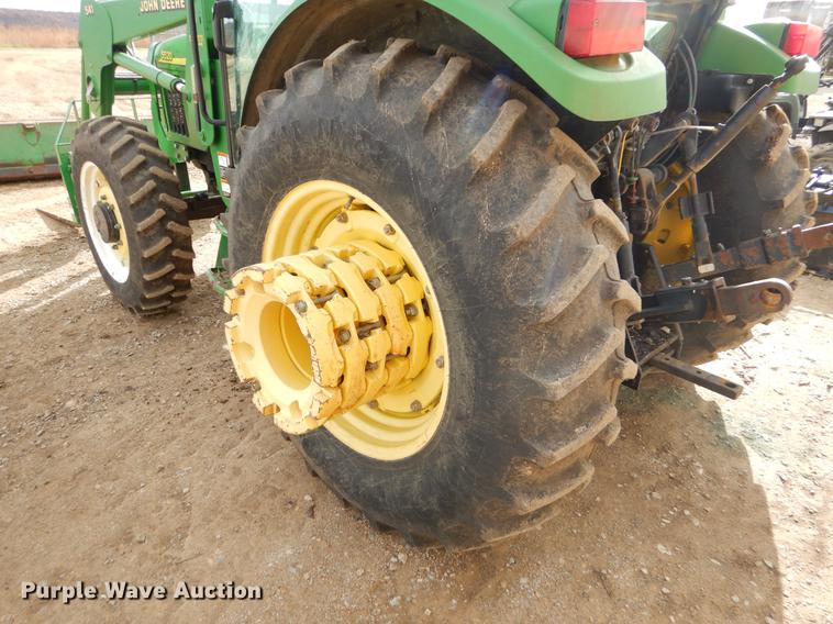 image for item EW9604 2002 John Deere 5520 tractor
