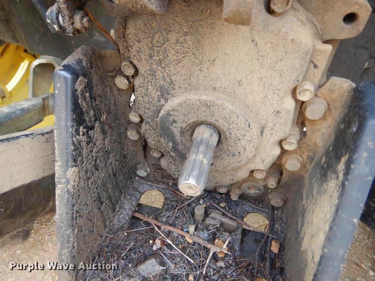 image for item EW9604 2002 John Deere 5520 tractor