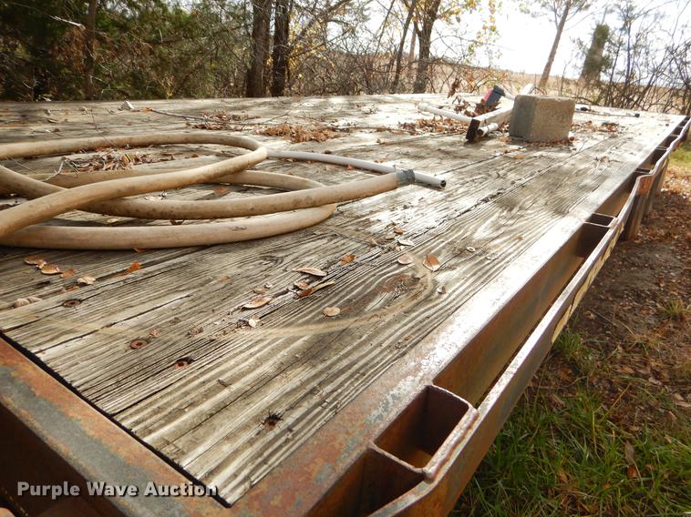 image for item EW9605 1997 Circle D 24GNFBBT equipment trailer