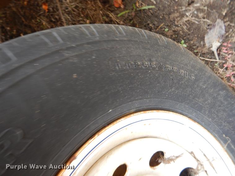 image for item EW9605 1997 Circle D 24GNFBBT equipment trailer