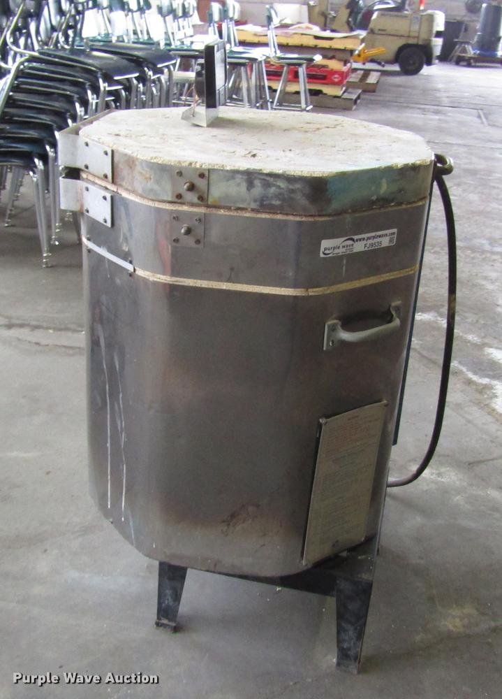 image for item FJ9535 Cres B-23-H kiln