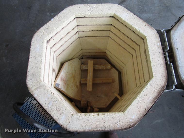 image for item FJ9535 Cres B-23-H kiln