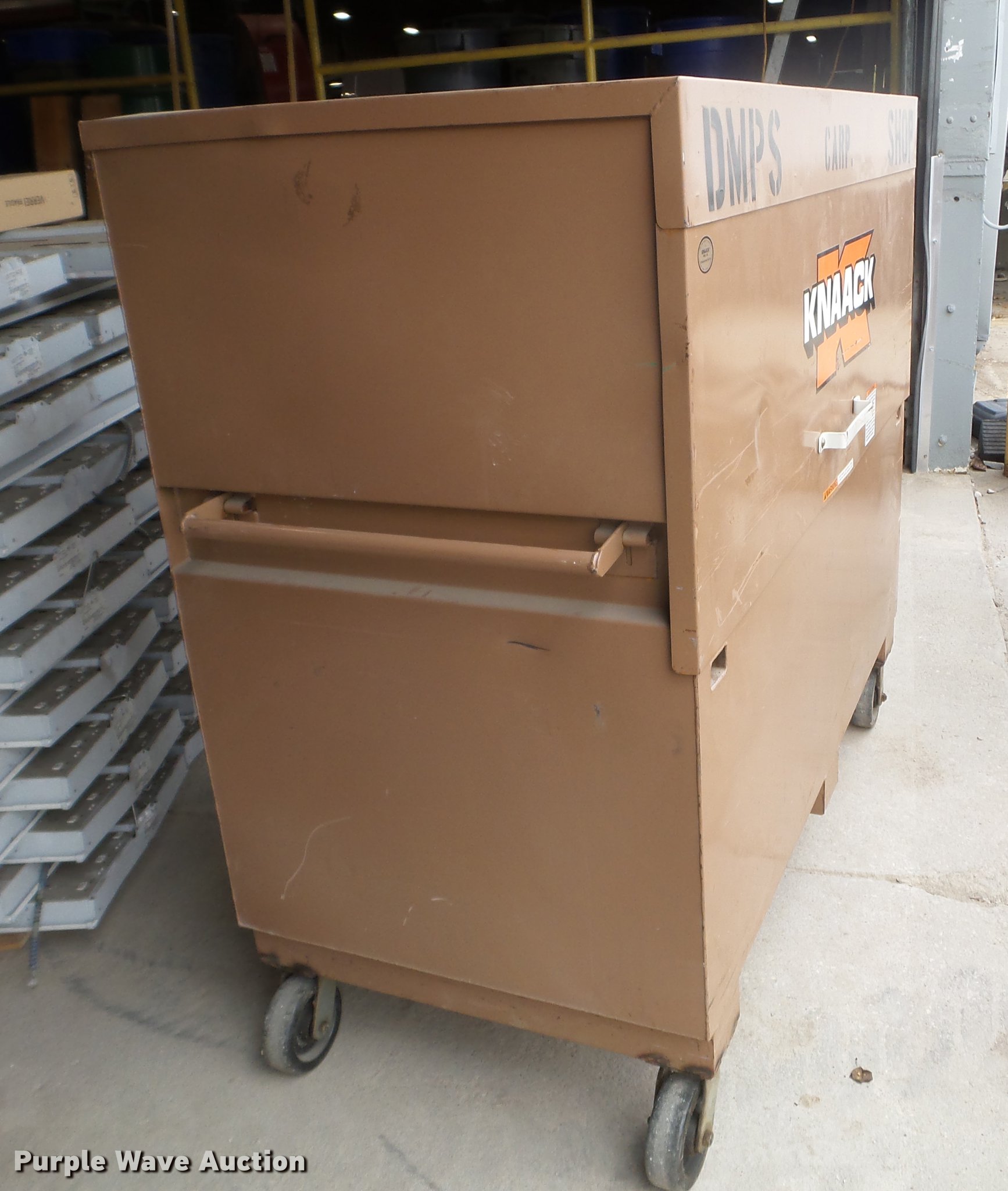 Knaack Jobbox in Des Moines, IA | Item DX9583 sold | Purple Wave