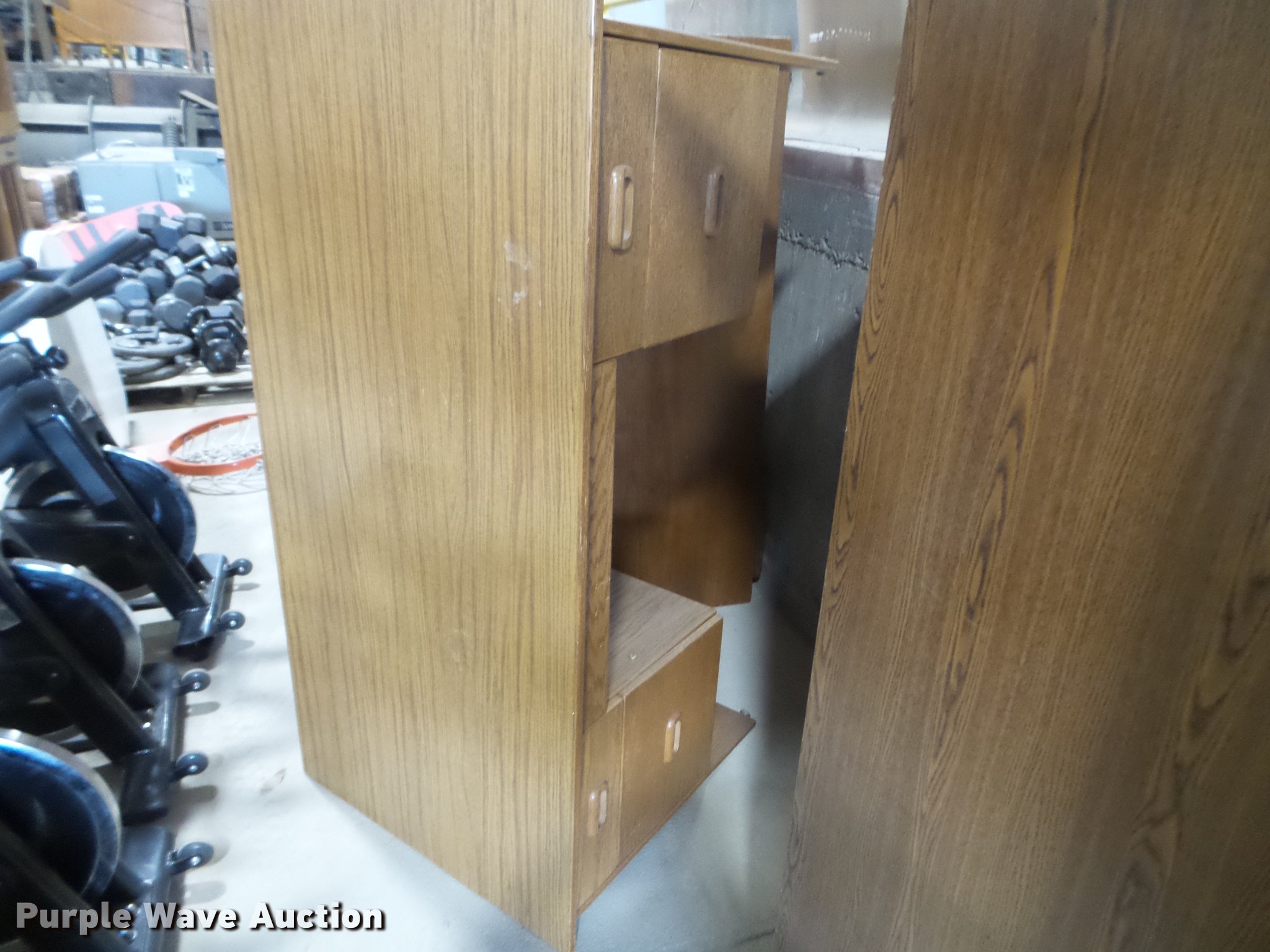 (3) wood desks in Des Moines, IA Item DX9584 sold Purple Wave