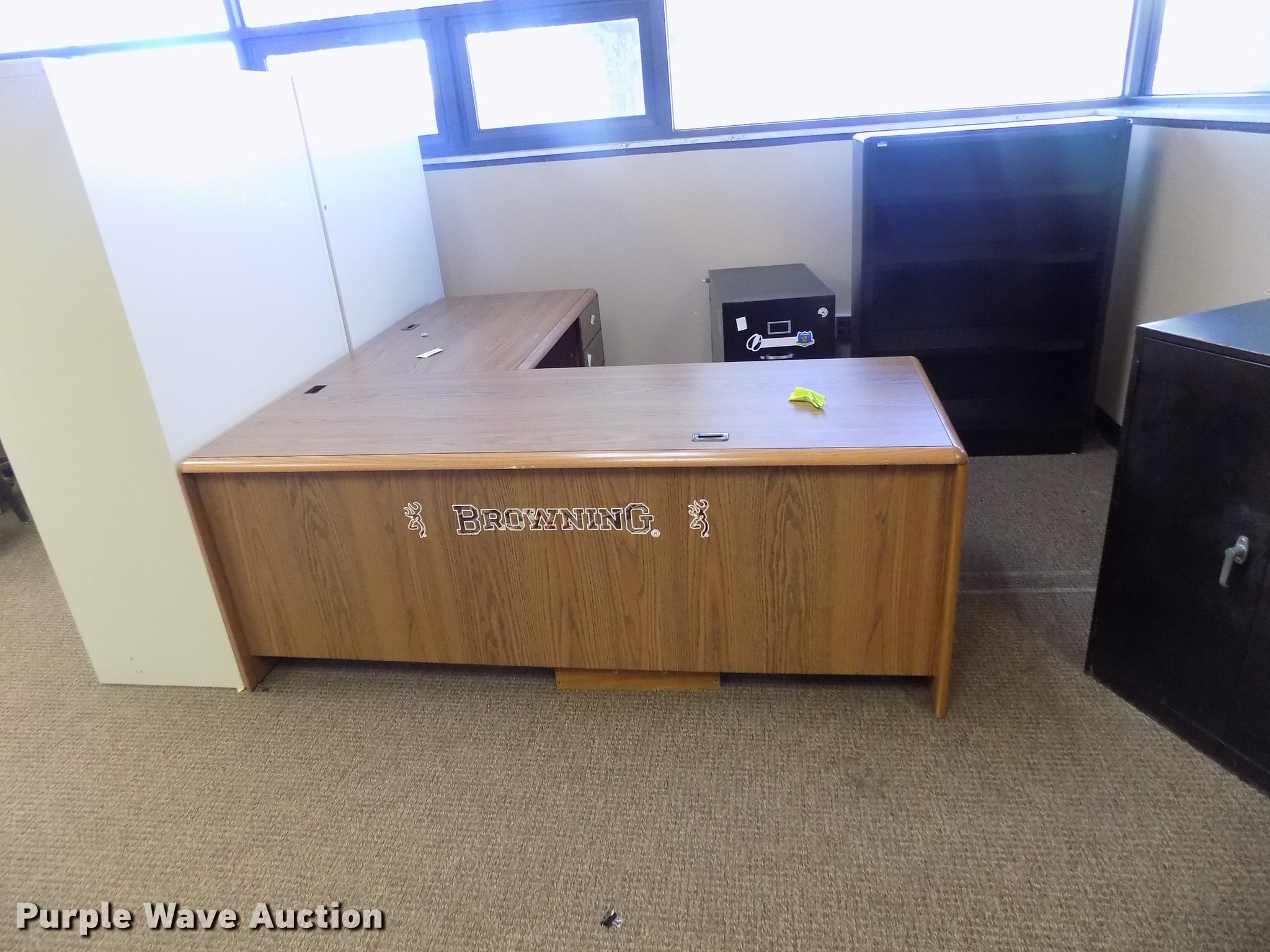 Furniture in Oklahoma City, OK Item FQ9083 sold Purple Wave