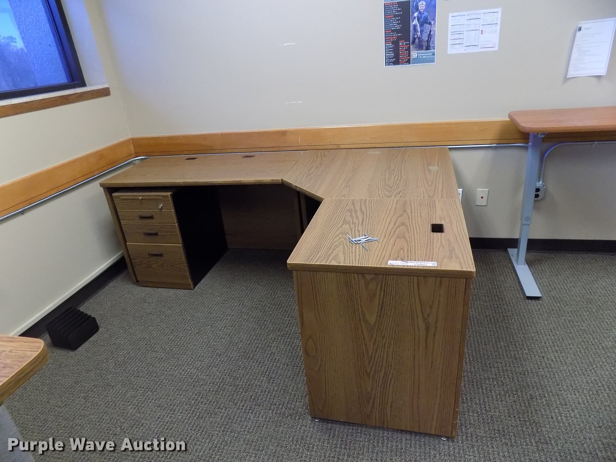 Furniture in Oklahoma City, OK Item FQ9087 sold Purple Wave