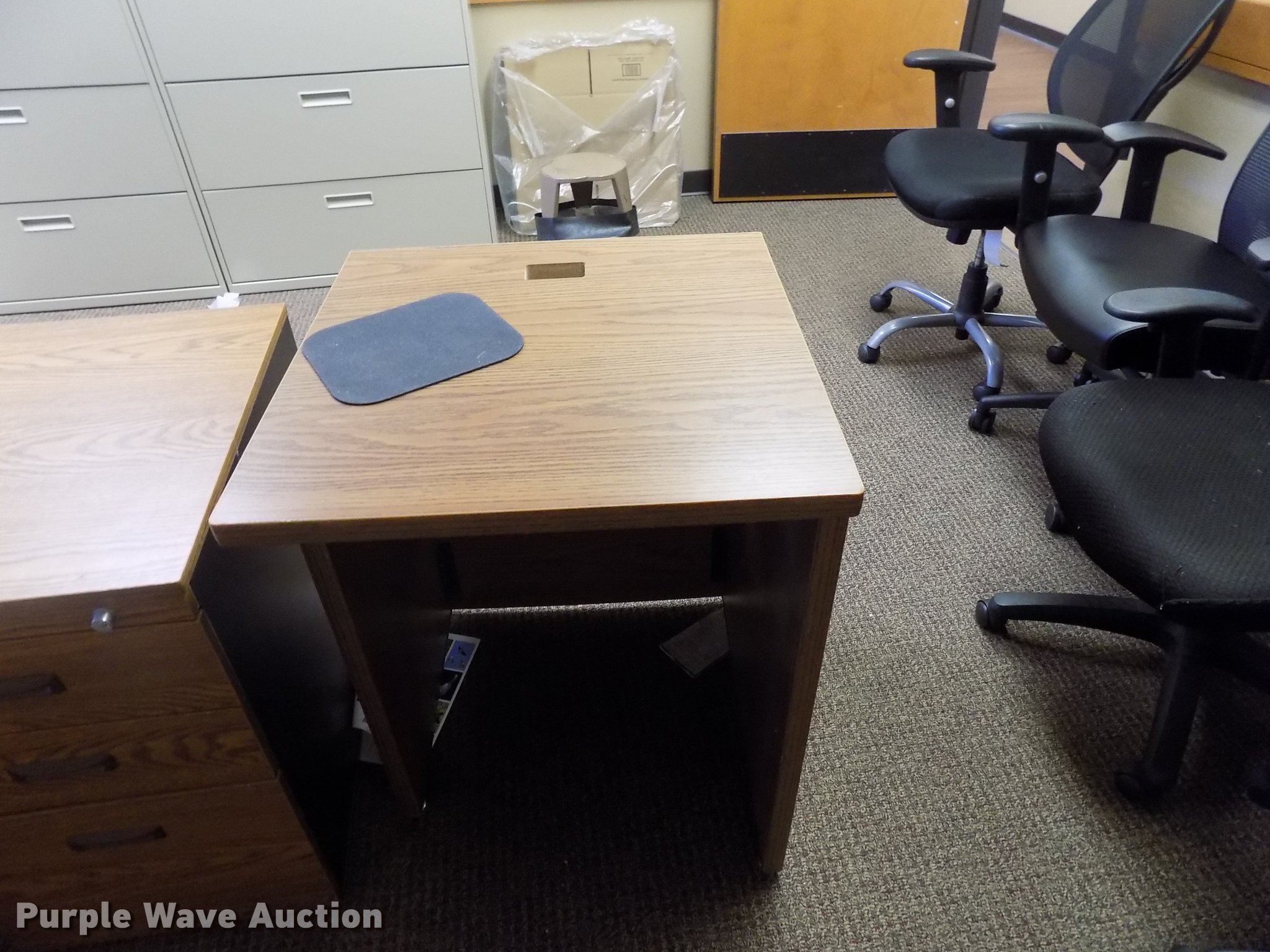 Furniture in Oklahoma City, OK Item FQ9087 sold Purple Wave