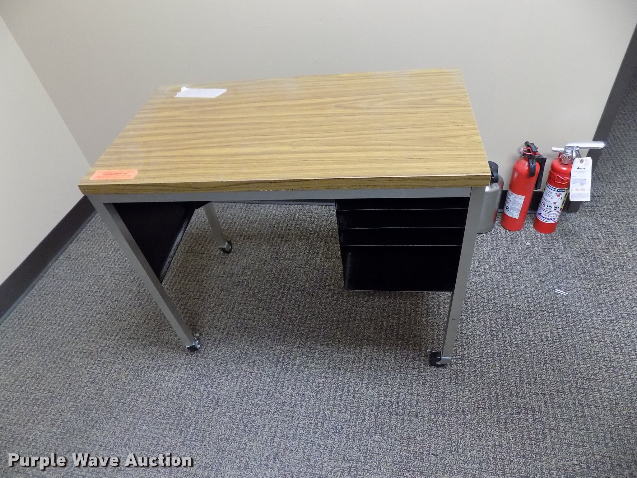 Furniture in Oklahoma City, OK Item FQ9092 sold Purple Wave