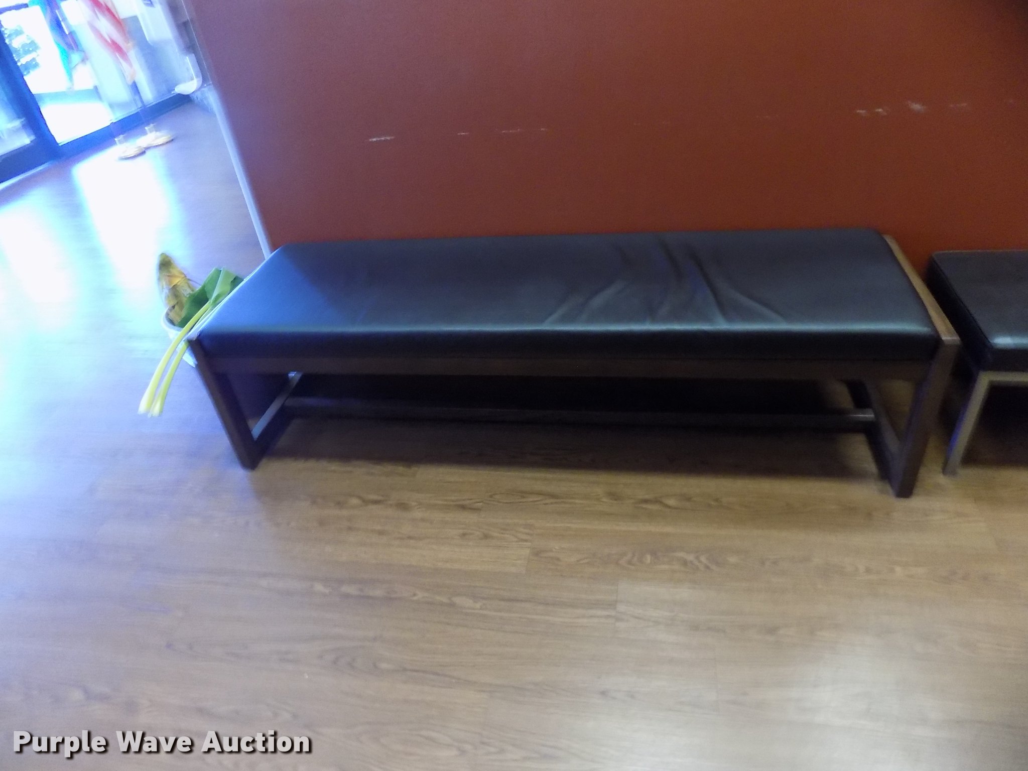 Furniture in Oklahoma City, OK Item FQ9106 sold Purple Wave