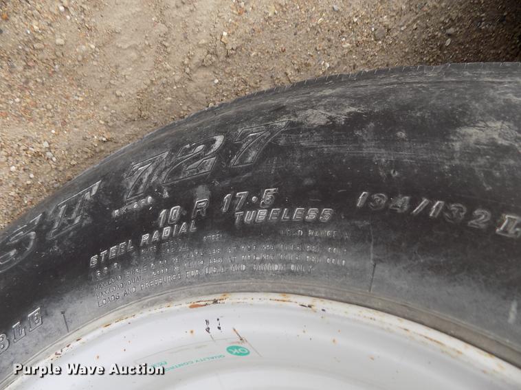 image for item DB4770 2012 Eby Ruffneck livestock trailer