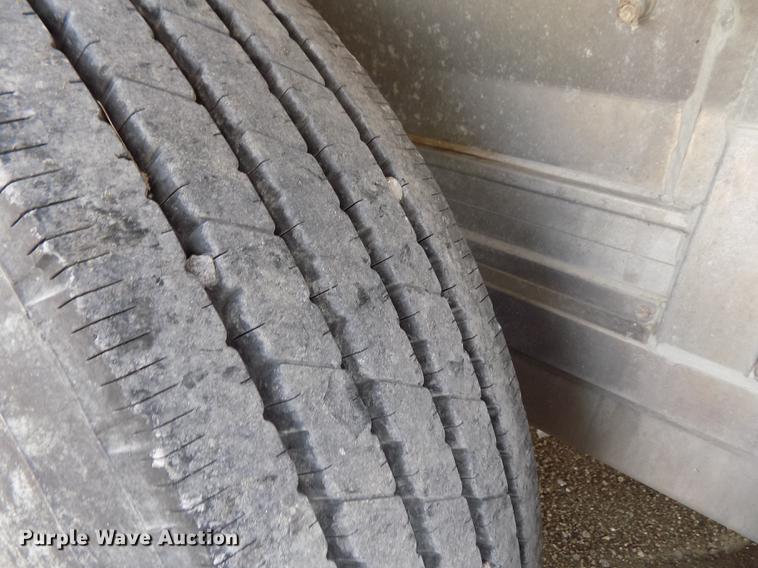 image for item DB4770 2012 Eby Ruffneck livestock trailer