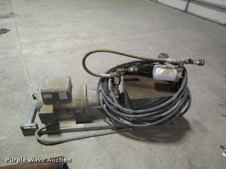 image for item DB4822 Moly Silencer livestock chute