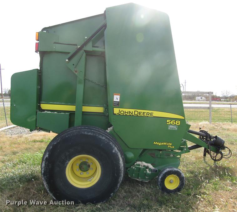 image for item DB4823 2011 John Deere 568 round baler