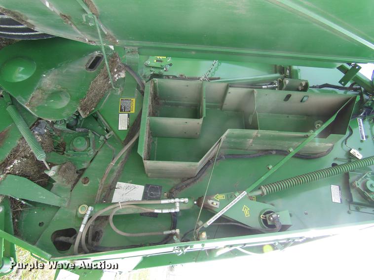 image for item DB4823 2011 John Deere 568 round baler