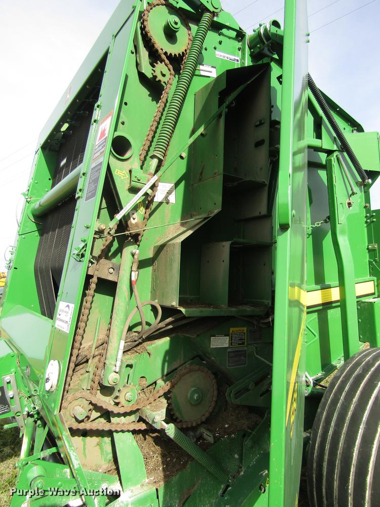image for item DB4823 2011 John Deere 568 round baler
