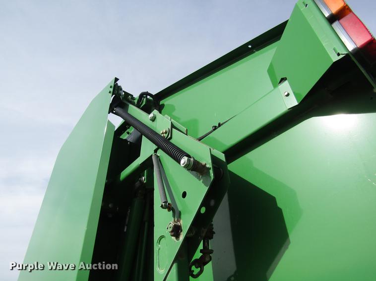 image for item DB4823 2011 John Deere 568 round baler