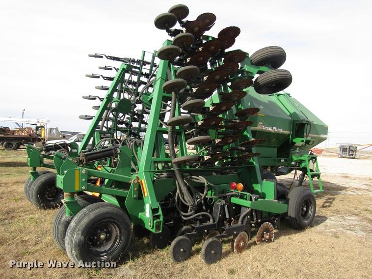 image for item DB4824 Great Plains NTA3510 air no-till grain drill