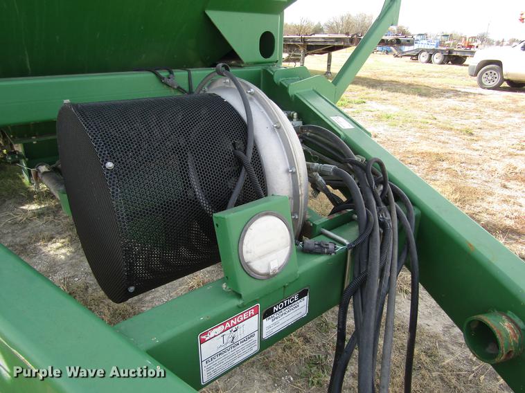 image for item DB4824 Great Plains NTA3510 air no-till grain drill