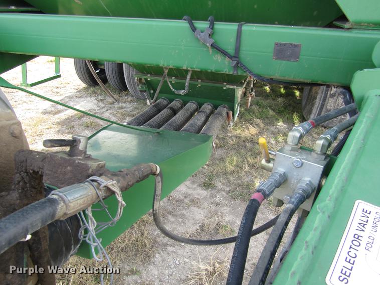 image for item DB4824 Great Plains NTA3510 air no-till grain drill
