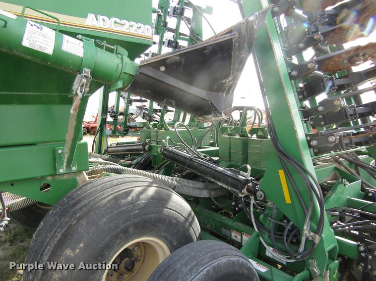 image for item DB4824 Great Plains NTA3510 air no-till grain drill