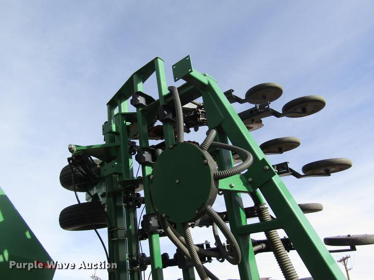 image for item DB4824 Great Plains NTA3510 air no-till grain drill