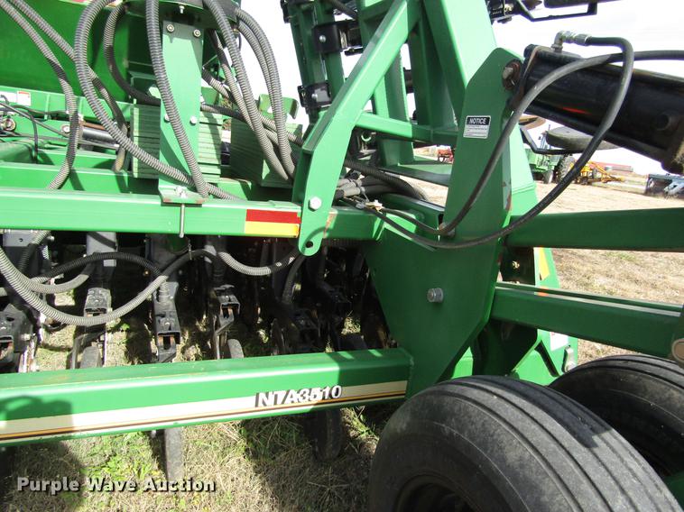 image for item DB4824 Great Plains NTA3510 air no-till grain drill