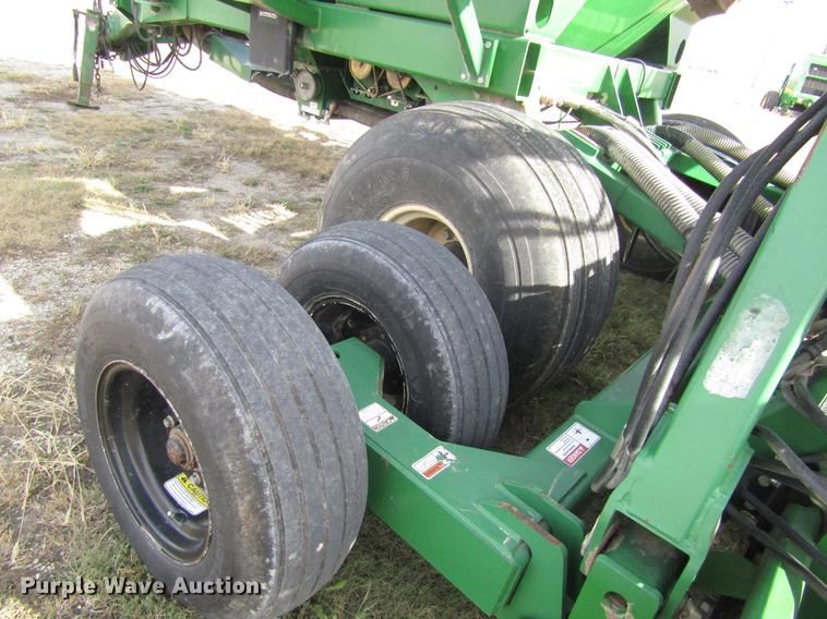 image for item DB4824 Great Plains NTA3510 air no-till grain drill