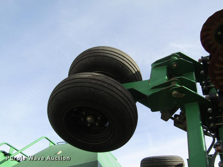 image for item DB4824 Great Plains NTA3510 air no-till grain drill