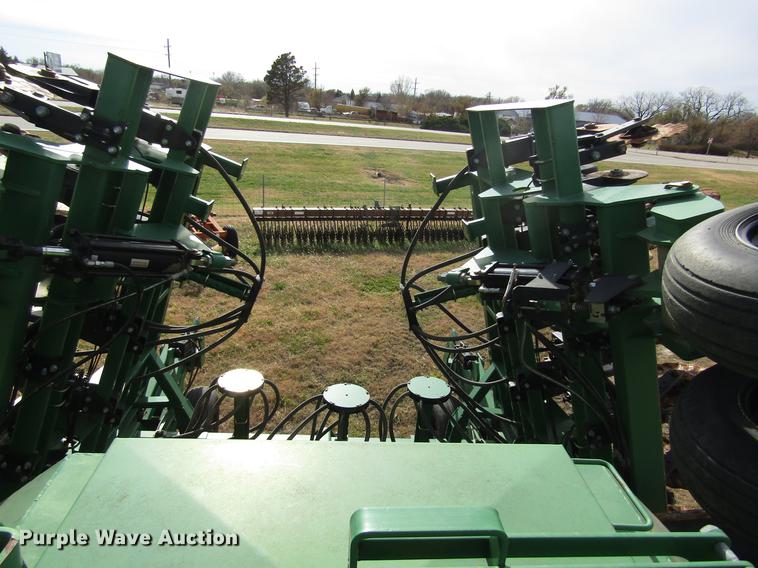 image for item DB4824 Great Plains NTA3510 air no-till grain drill