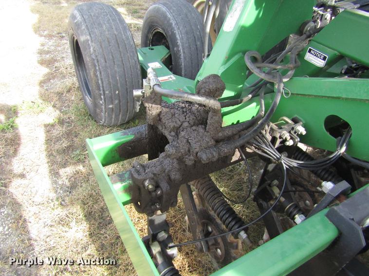 image for item DB4824 Great Plains NTA3510 air no-till grain drill