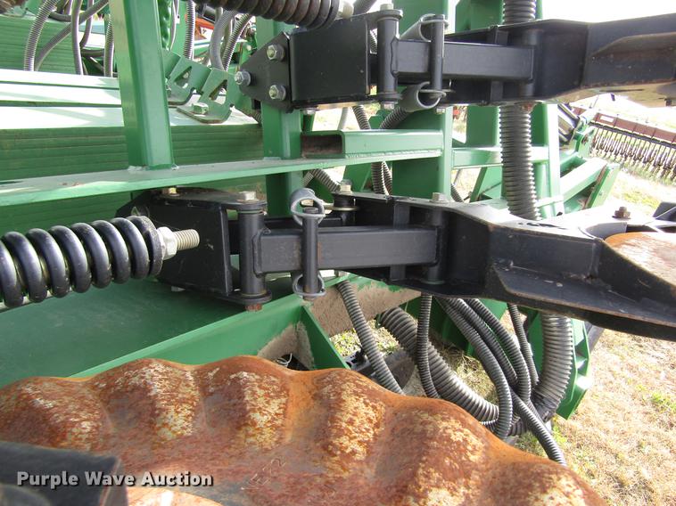 image for item DB4824 Great Plains NTA3510 air no-till grain drill