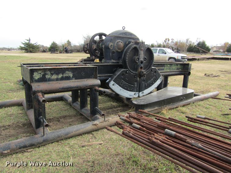 image for item DB4837 Emsco DD77 oilfield pump jack