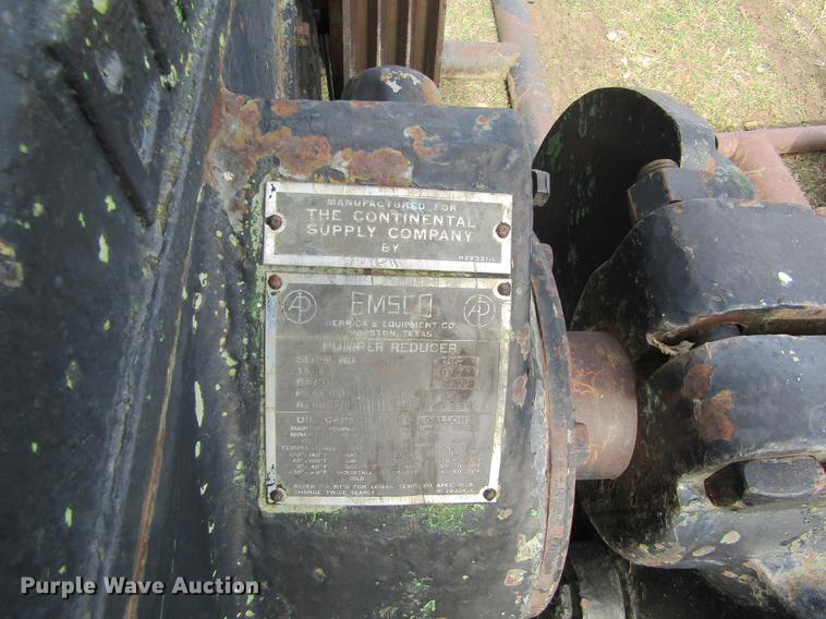 image for item DB4837 Emsco DD77 oilfield pump jack