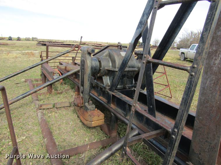 image for item DB4840 International DA57 oilfield pump jack