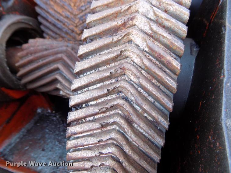 image for item DB4840 International DA57 oilfield pump jack