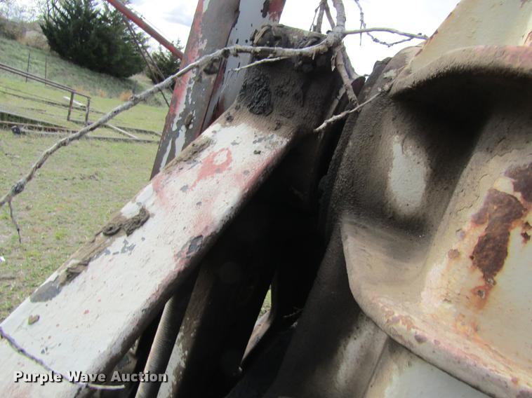 image for item DB4842 Oil supply T148-42 oilfield pump jack