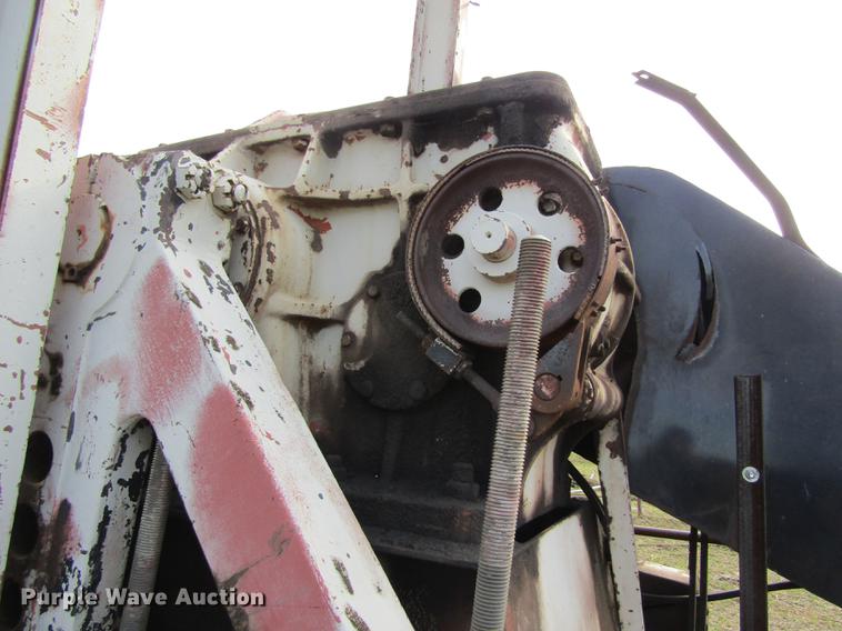 image for item DB4842 Oil supply T148-42 oilfield pump jack