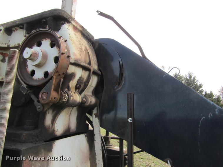 image for item DB4842 Oil supply T148-42 oilfield pump jack