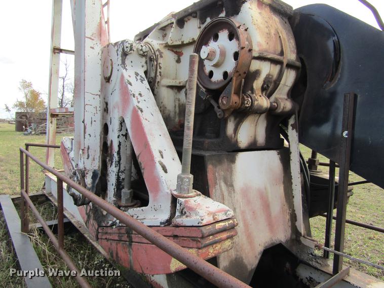 image for item DB4842 Oil supply T148-42 oilfield pump jack