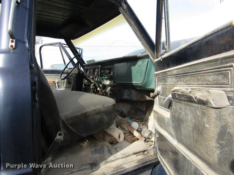 image for item DB4847 1972 Chevrolet C60 winch truck