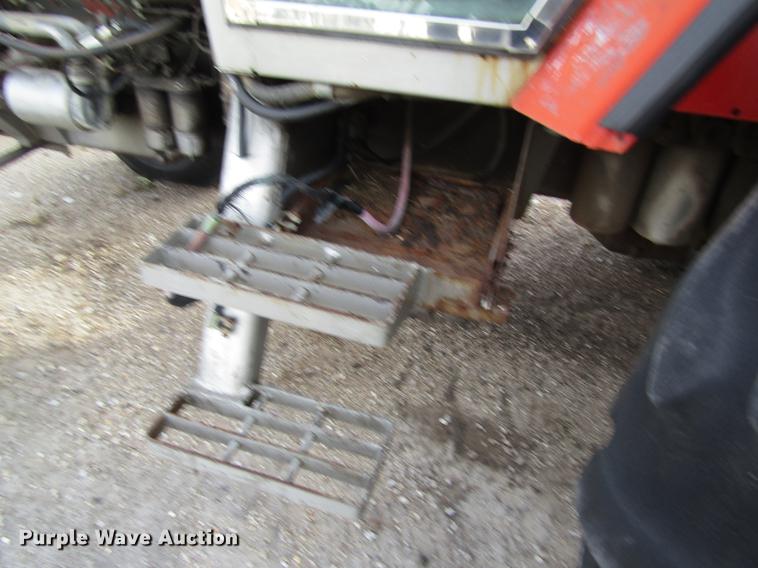 image for item DB4848 1978 Massey Ferguson 2745 tractor