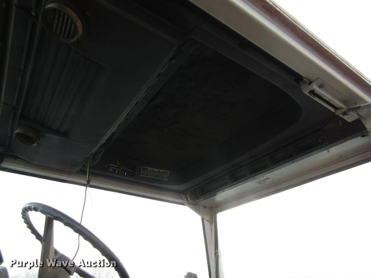 image for item DB4848 1978 Massey Ferguson 2745 tractor