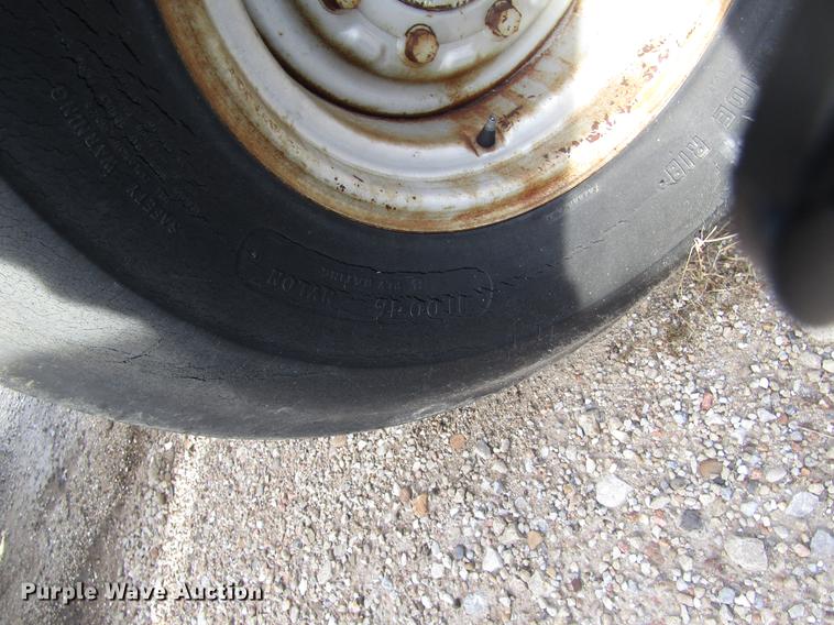 image for item DB4848 1978 Massey Ferguson 2745 tractor