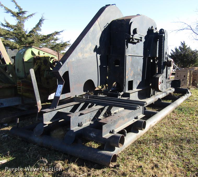 image for item DB4851 Parkersburg oilfield pump jack