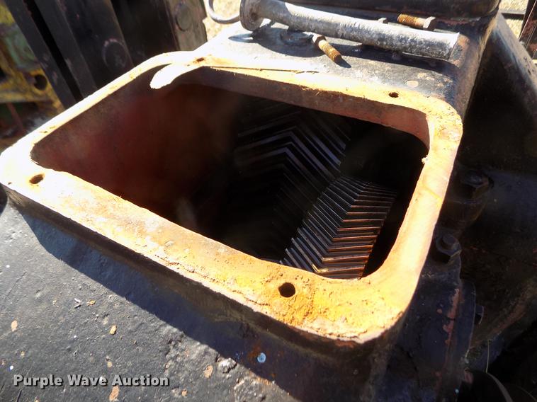 image for item DB4853 Lufkin 114-D oilfield pump jack