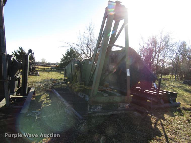 image for item DB4854 Cabot DC225 oilfield pump jack