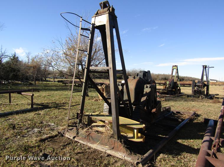 image for item DB4856 Cabot DC1-276 oilfield pump jack